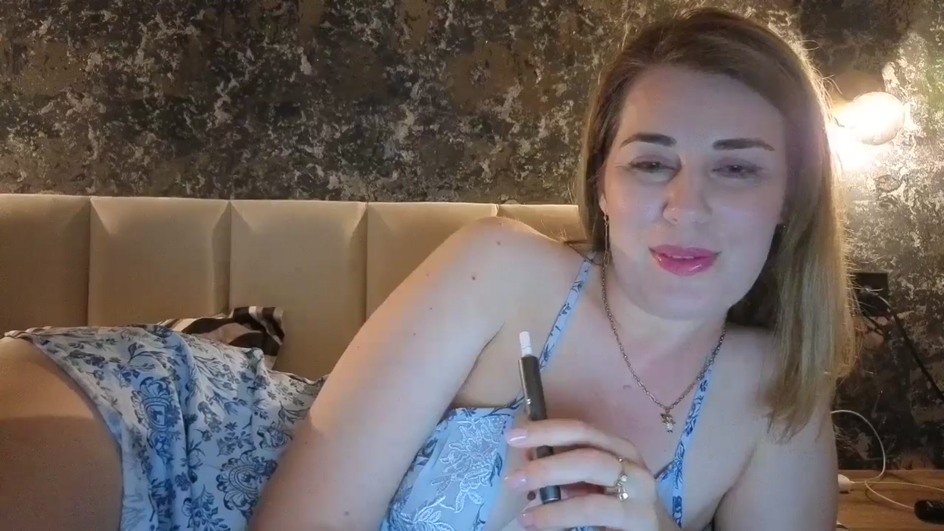 Gallery image thumbnail from PrettyWomen31's myfreecams stream on, 04/25/2026, 21:33 image 7 of 20