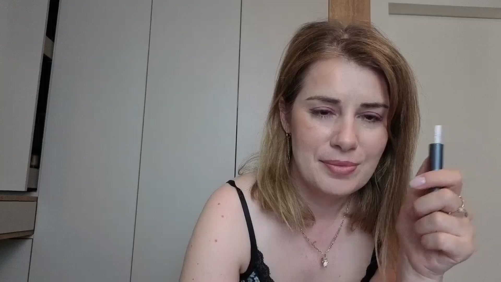 Gallery image thumbnail from PrettyWomen31's myfreecams stream on, 04/29/2026, 07:36 image 3 of 20