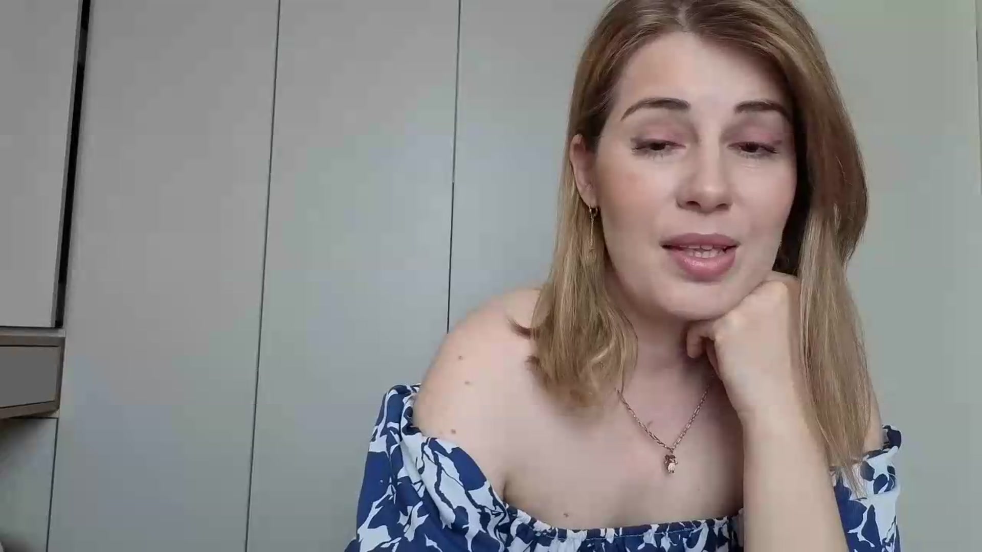 Gallery image thumbnail from PrettyWomen31's myfreecams stream on, 05/14/2026, 09:02 image 4 of 20