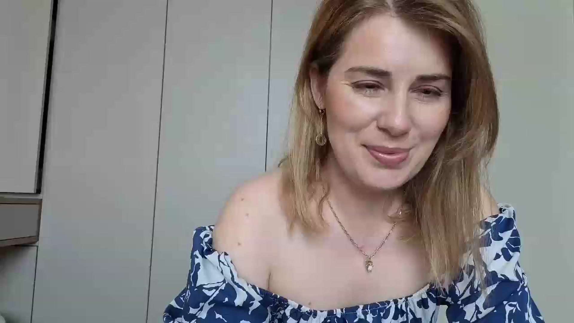 Gallery image thumbnail from PrettyWomen31's myfreecams stream on, 05/14/2026, 09:02 image 1 of 20