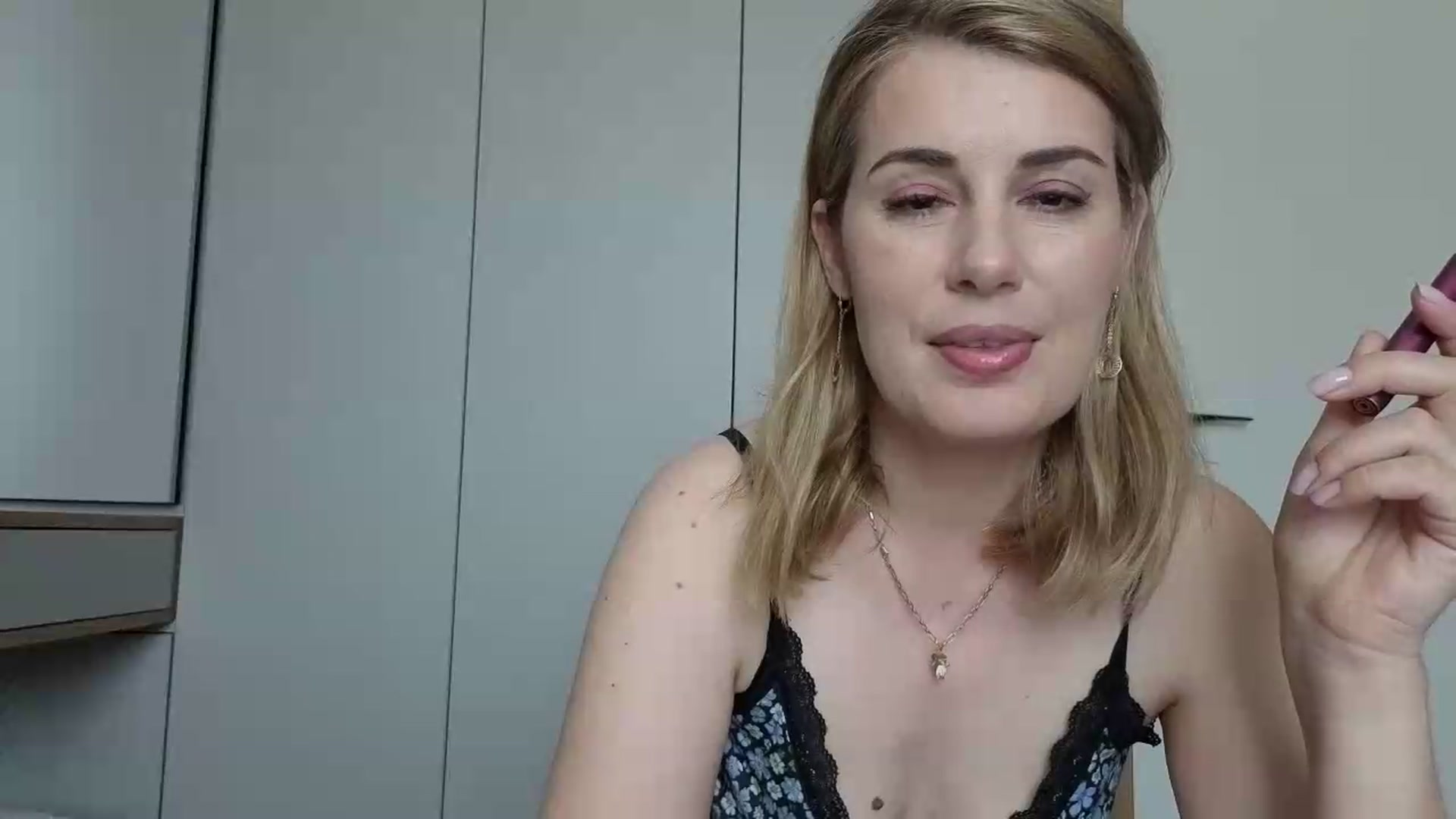 Gallery image thumbnail from PrettyWomen31's myfreecams stream on, 06/03/2026, 09:36 image 2 of 20