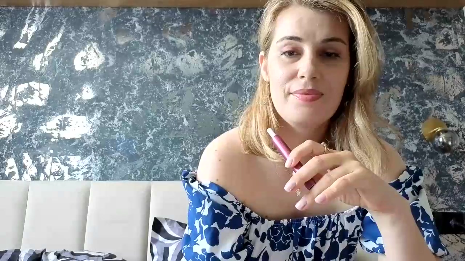 Gallery image thumbnail from PrettyWomen31's myfreecams stream on, 06/19/2026, 09:12 image 18 of 20