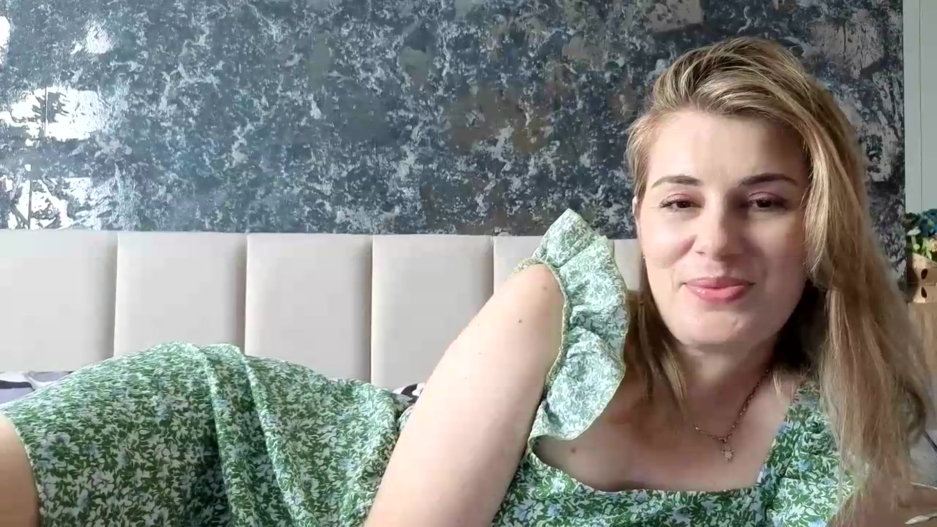 Gallery image thumbnail from PrettyWomen31's myfreecams stream on, 06/22/2026, 08:17 image 11 of 20
