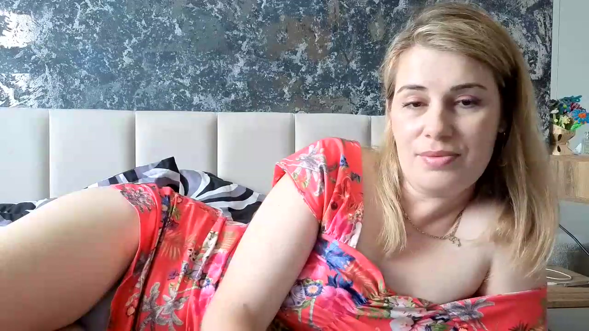 Gallery image thumbnail from PrettyWomen31's myfreecams stream on, 06/24/2026, 09:21 image 20 of 20