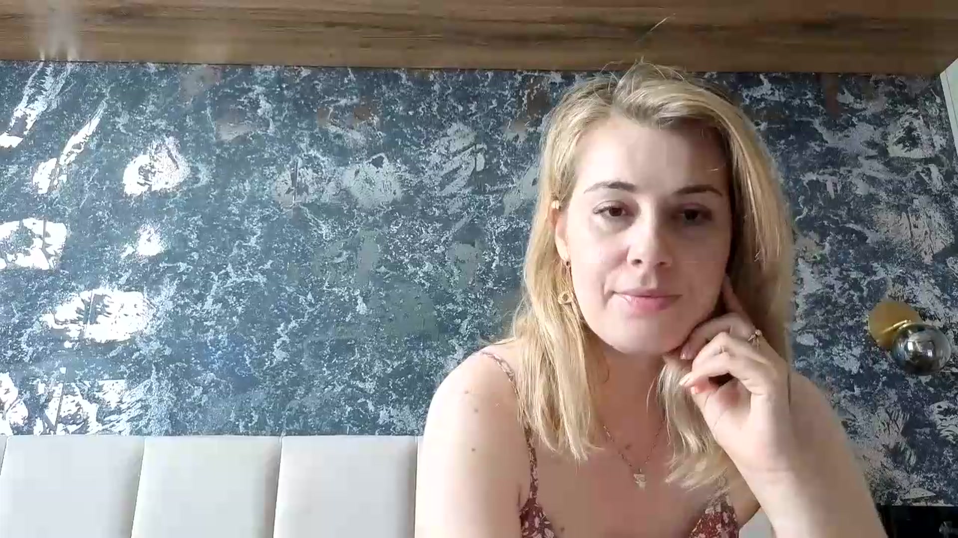Gallery image thumbnail from PrettyWomen31's myfreecams stream on, 06/26/2026, 09:55 image 15 of 20