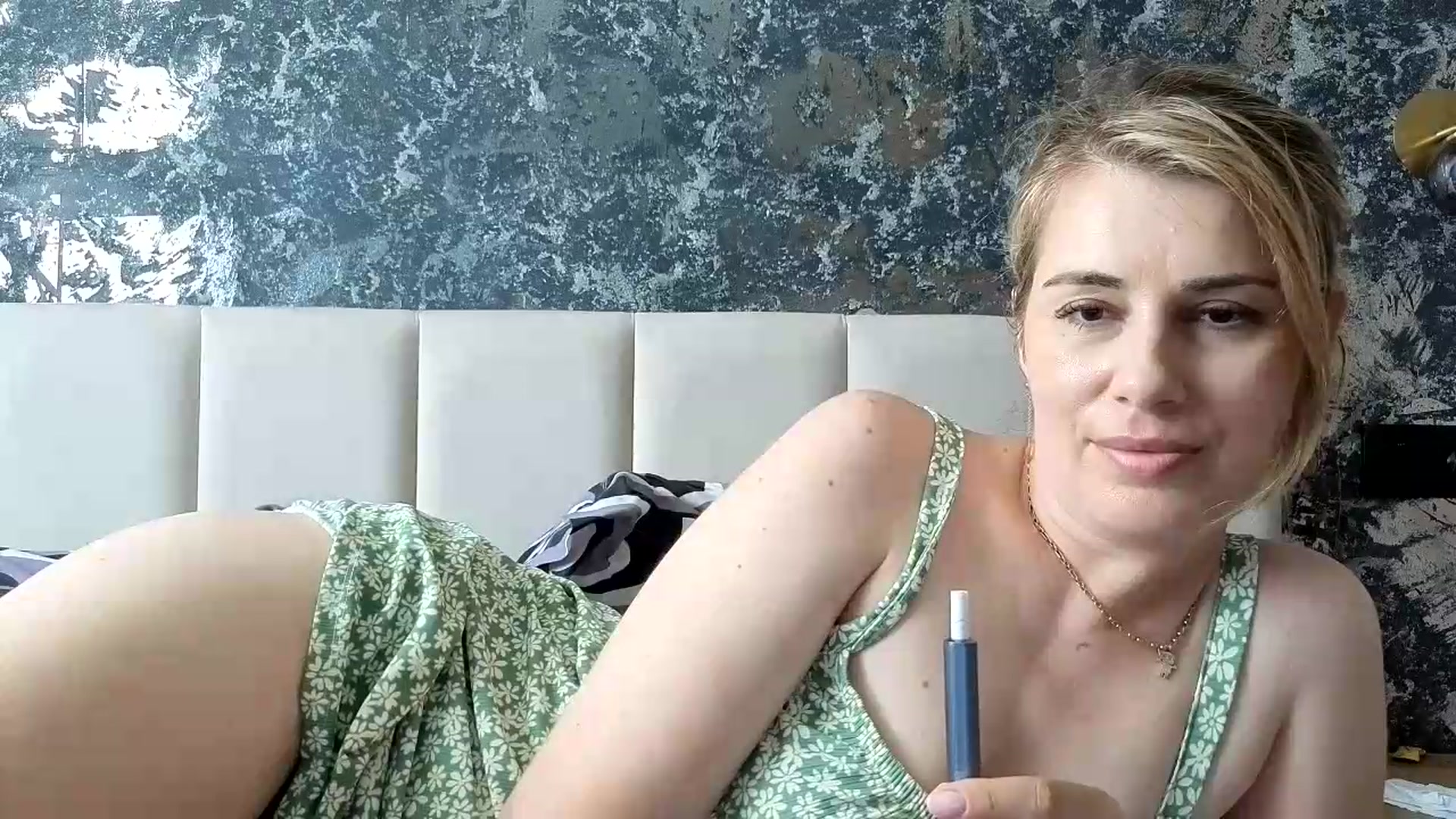 Gallery image thumbnail from PrettyWomen31's myfreecams stream on, 07/01/2026, 11:39 image 5 of 20