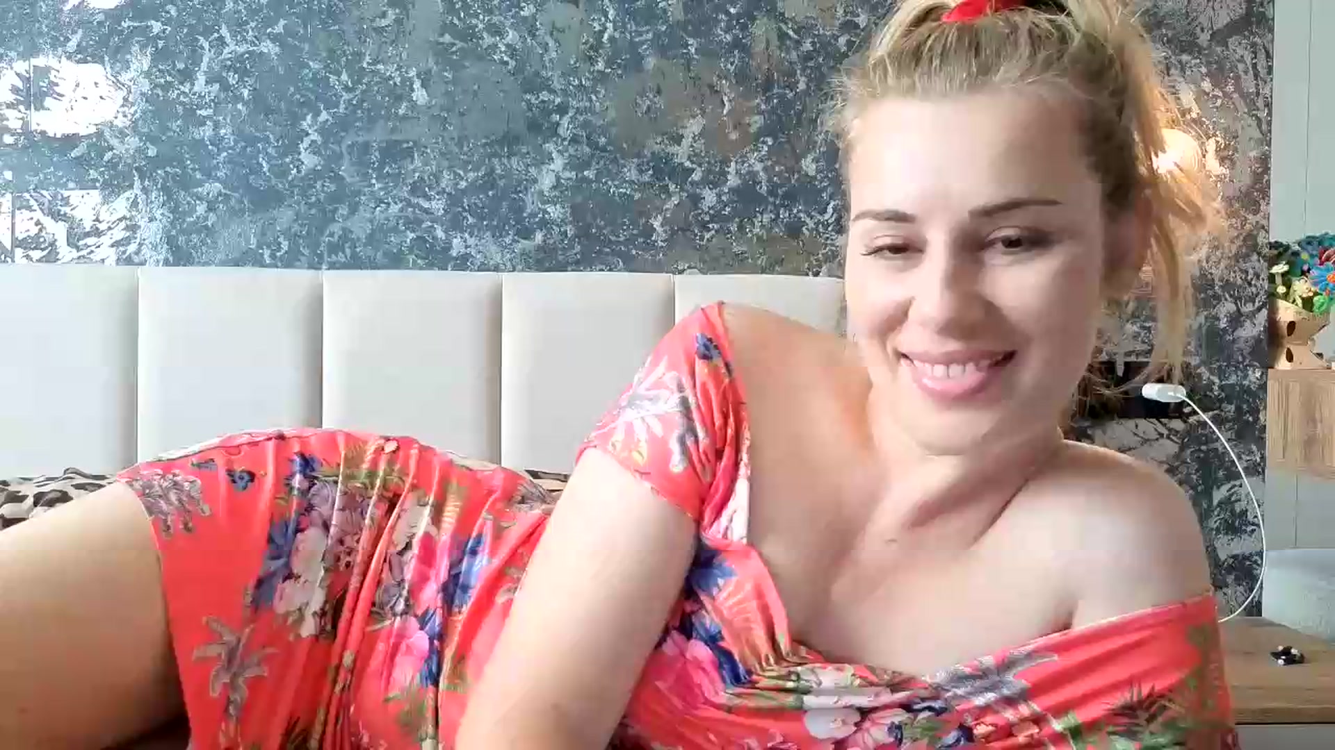 Gallery image thumbnail from PrettyWomen31's myfreecams stream on, 07/13/2026, 08:46 image 1 of 20