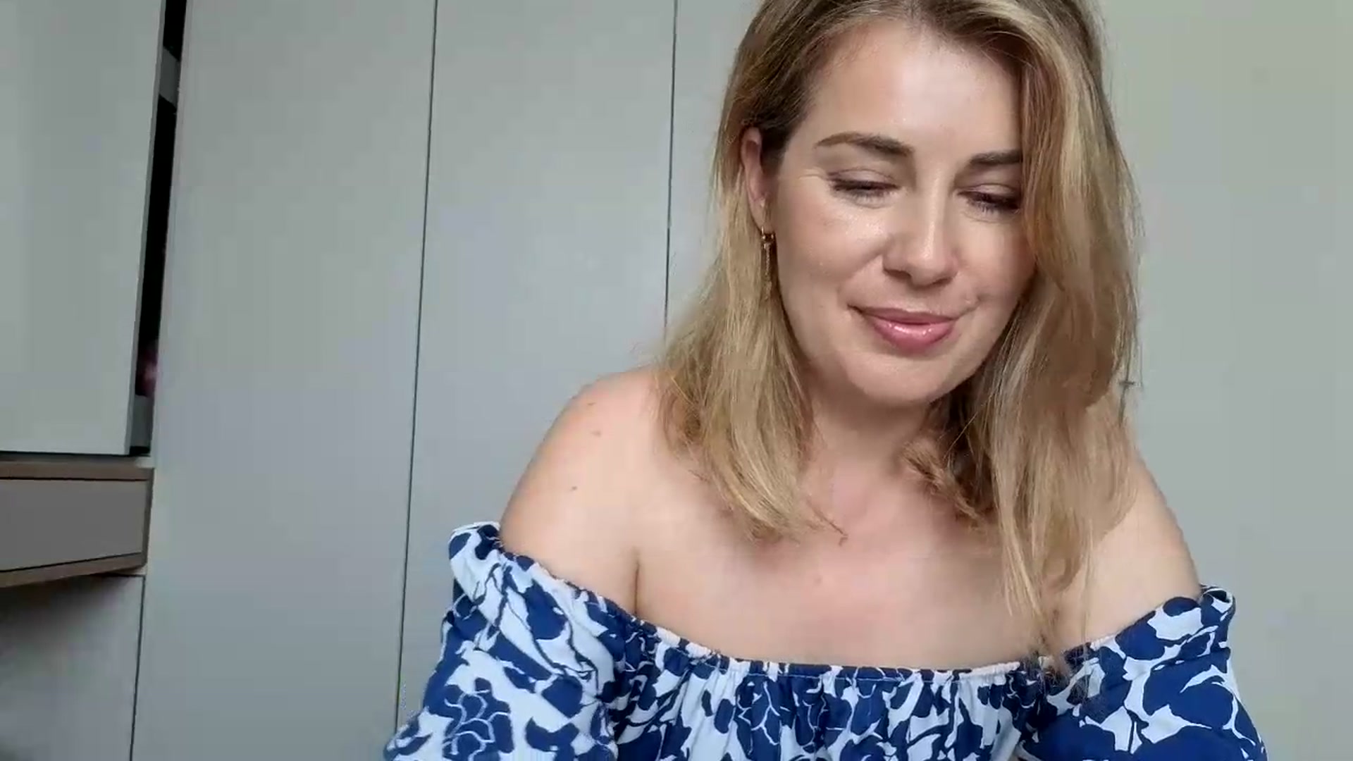 Gallery image thumbnail from PrettyWomen31's myfreecams stream on, 07/20/2026, 06:14 image 11 of 20