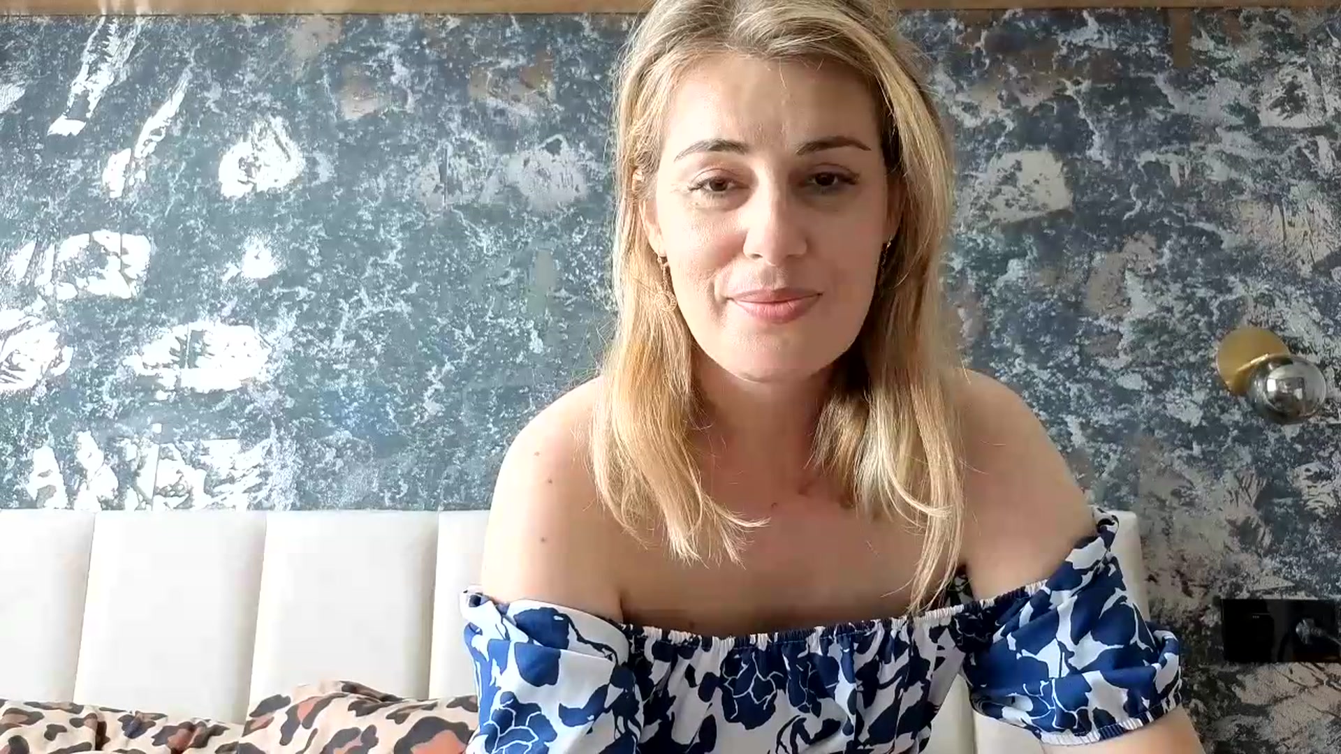 Gallery image thumbnail from PrettyWomen31's myfreecams stream on, 07/30/2026, 08:58 image 16 of 20