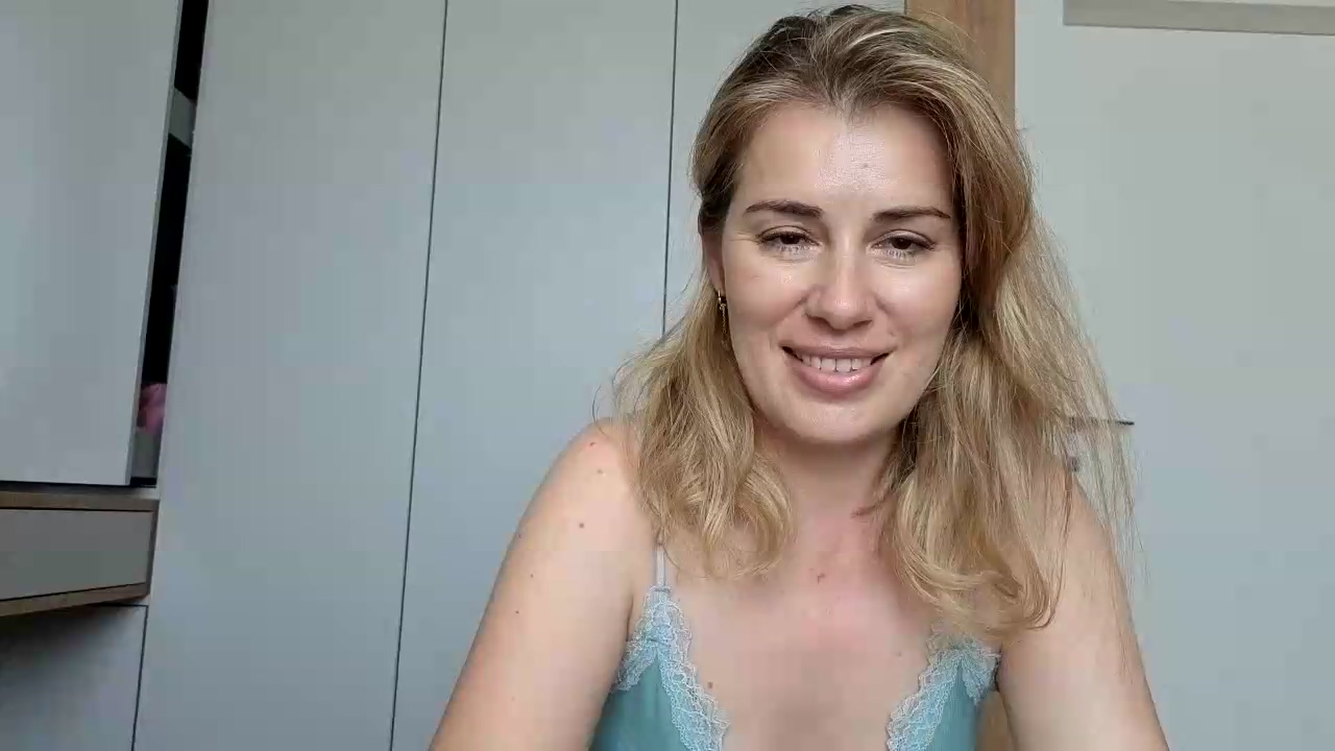 Gallery image thumbnail from PrettyWomen31's myfreecams stream on, 08/03/2026, 07:31 image 3 of 20