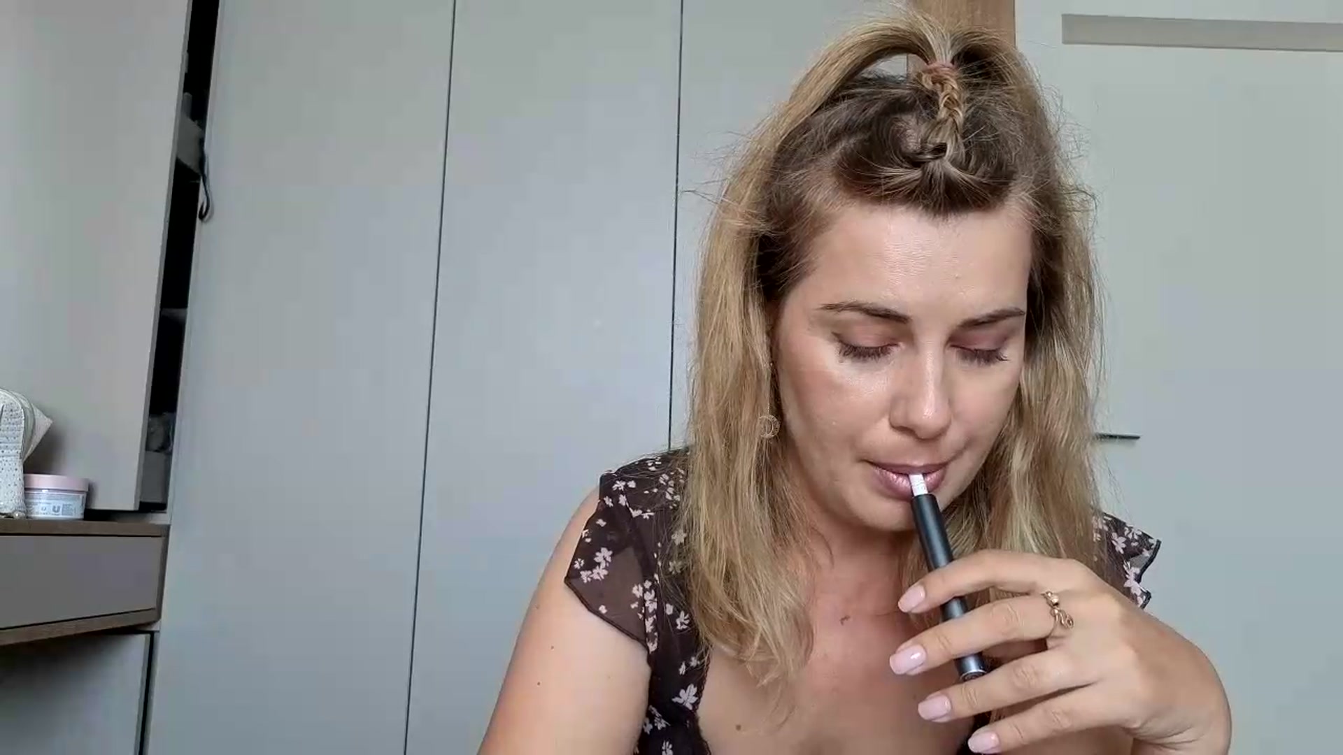 Gallery image thumbnail from PrettyWomen31's myfreecams stream on, 08/17/2026, 07:19 image 11 of 20