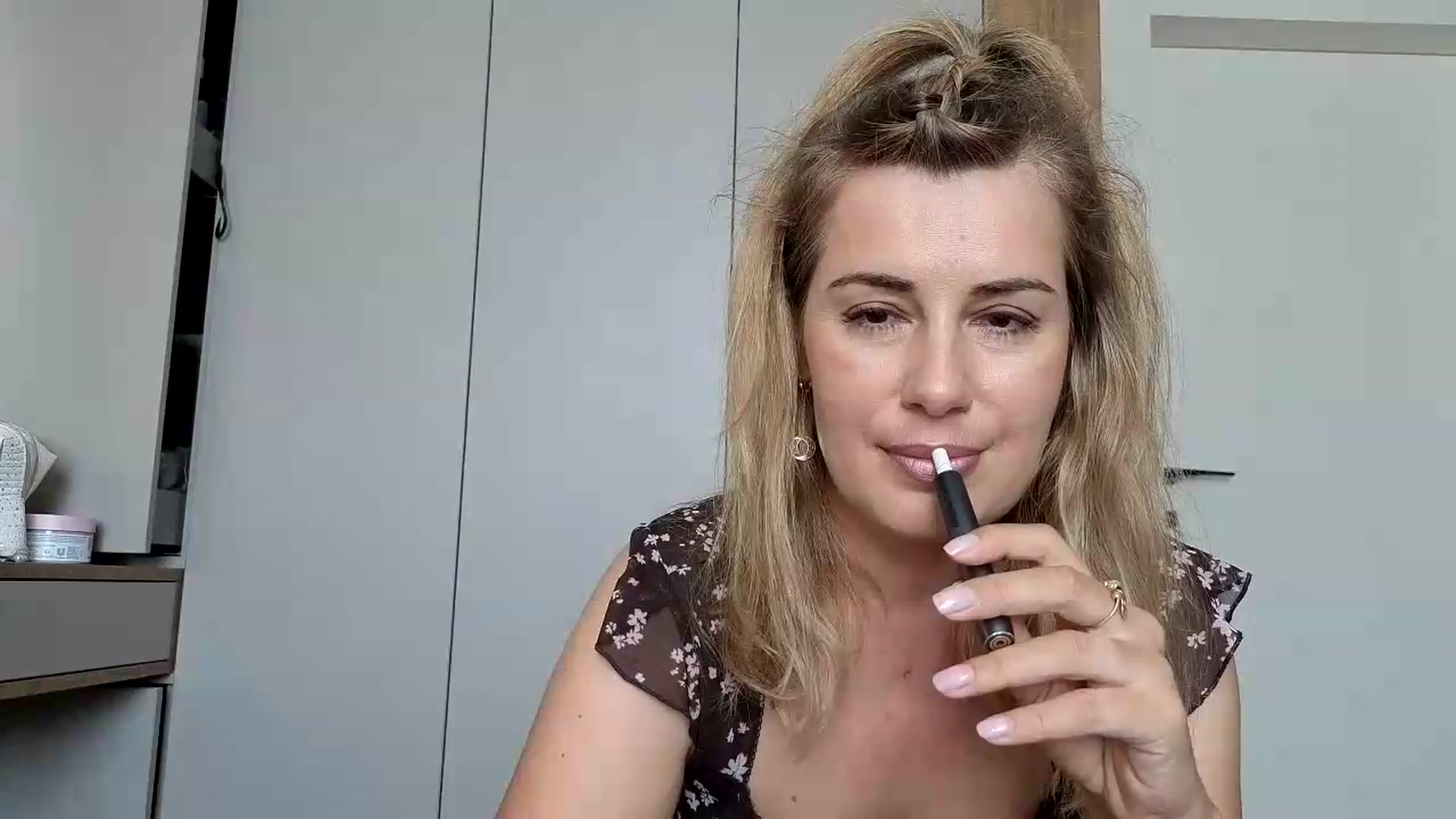 Gallery image thumbnail from PrettyWomen31's myfreecams stream on, 08/17/2026, 07:19 image 12 of 20