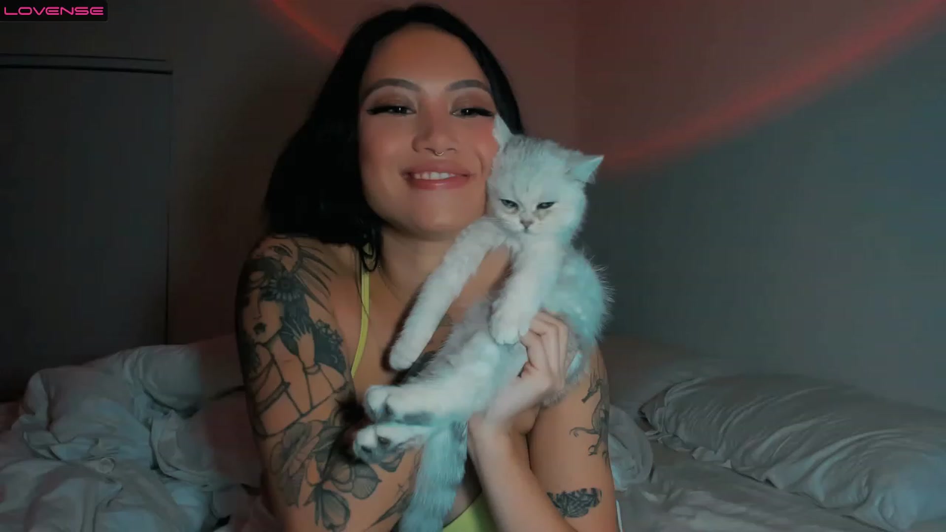 Gallery image thumbnail from PrettyX0Kat's myfreecams stream on, 03/18/2023, 04:54 image 7 of 20