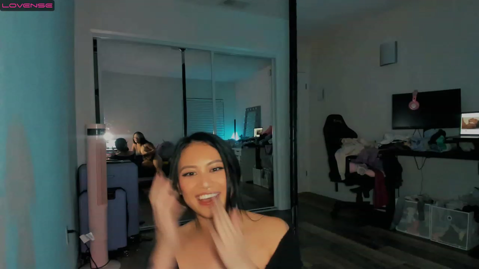 Gallery image thumbnail from PrettyX0Kat's myfreecams stream on, 03/30/2023, 04:29 image 20 of 20