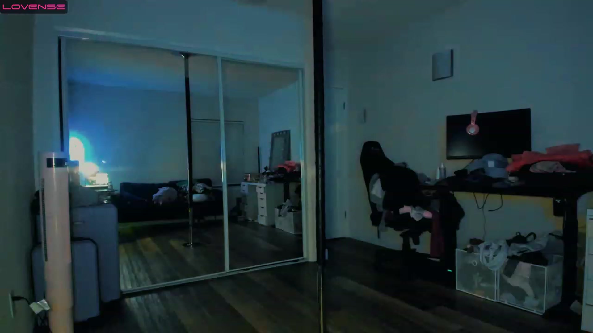 Gallery image thumbnail from PrettyX0Kat's myfreecams stream on, 04/08/2023, 05:36 image 20 of 20