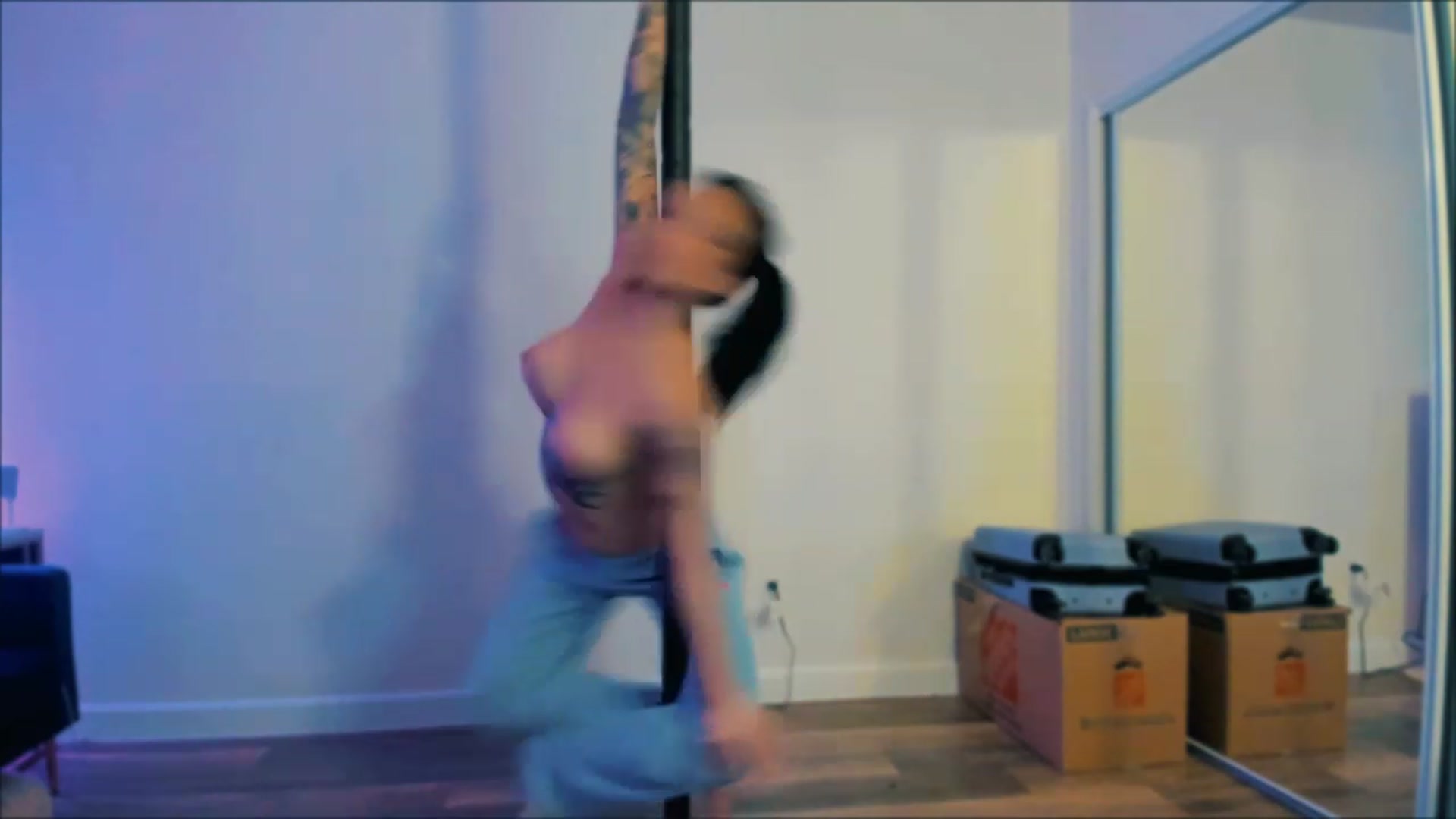 Gallery image thumbnail from PrettyX0Kat's myfreecams stream on, 05/27/2023, 03:17 image 17 of 20
