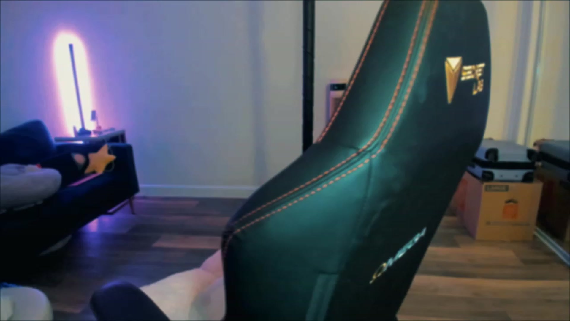 Gallery image thumbnail from PrettyX0Kat's myfreecams stream on, 06/01/2023, 03:48 image 6 of 20