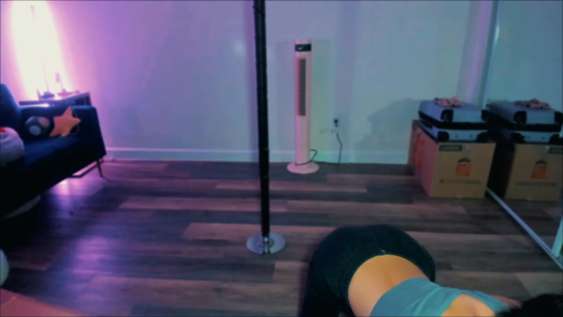 Gallery image thumbnail from PrettyX0Kat's myfreecams stream on, 06/01/2023, 06:24 image 16 of 20