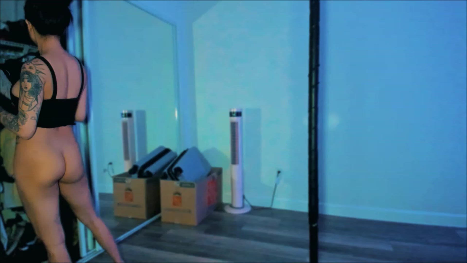 Gallery image thumbnail from PrettyX0Kat's myfreecams stream on, 06/08/2023, 03:49 image 13 of 20