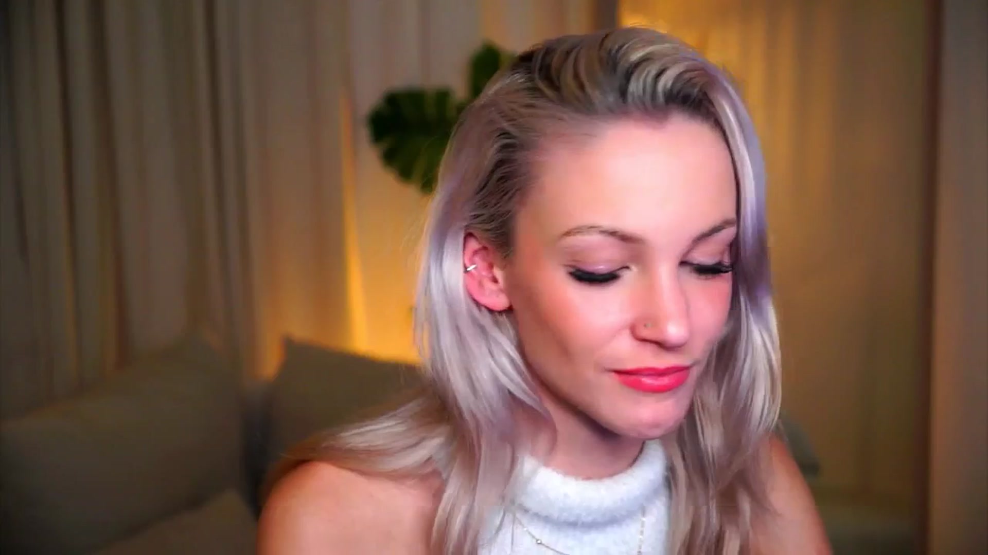 Gallery image thumbnail from Pretty_Choice's myfreecams stream on, 10/25/2025, 22:08 image 14 of 20