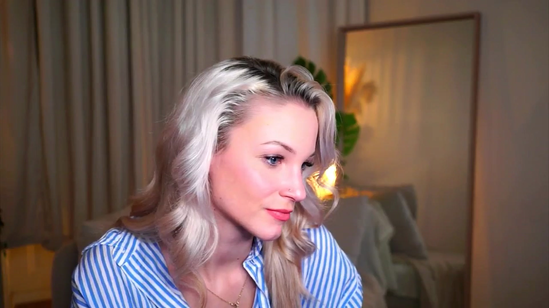 Gallery image thumbnail from Pretty_Choice's myfreecams stream on, 11/04/2025, 19:52 image 8 of 20