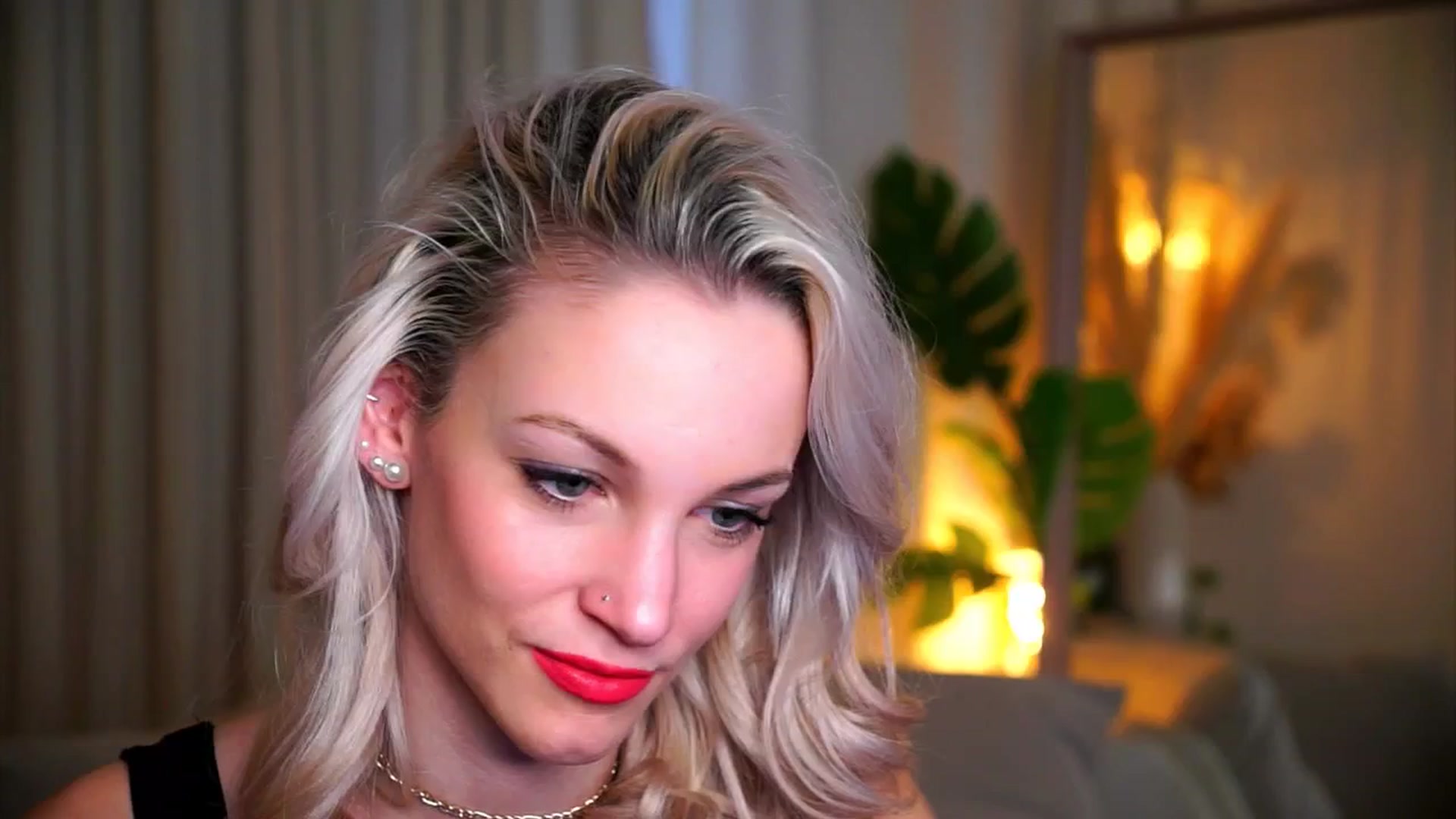 Gallery image thumbnail from Pretty_Choice's myfreecams stream on, 11/05/2025, 09:47 image 10 of 20