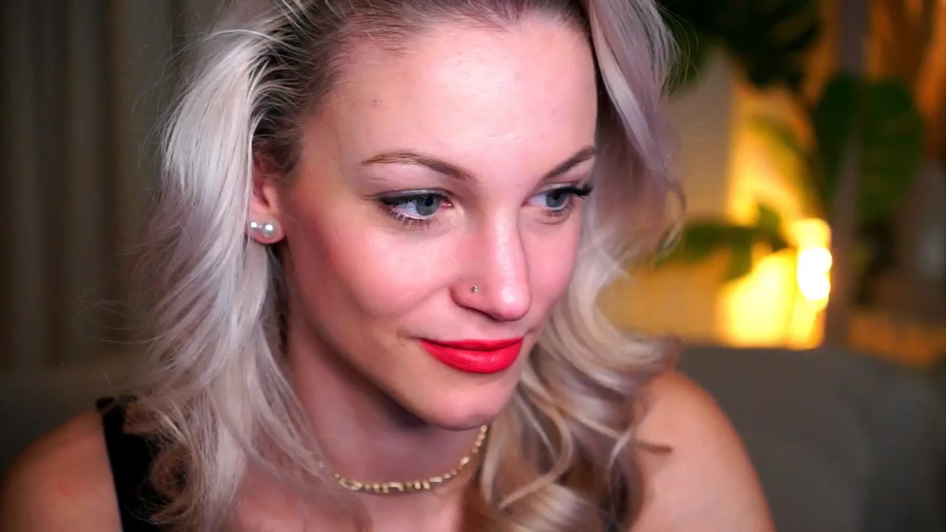 Gallery image thumbnail from Pretty_Choice's myfreecams stream on, 11/05/2025, 11:32 image 4 of 20