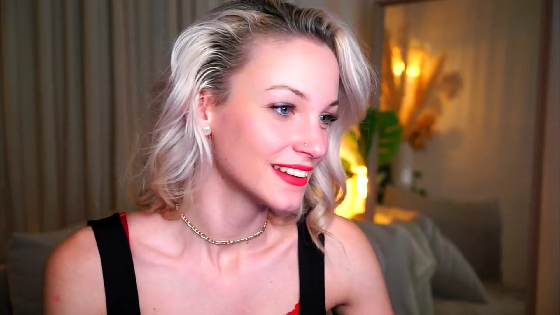 Gallery image thumbnail from Pretty_Choice's myfreecams stream on, 11/05/2025, 13:08 image 13 of 20