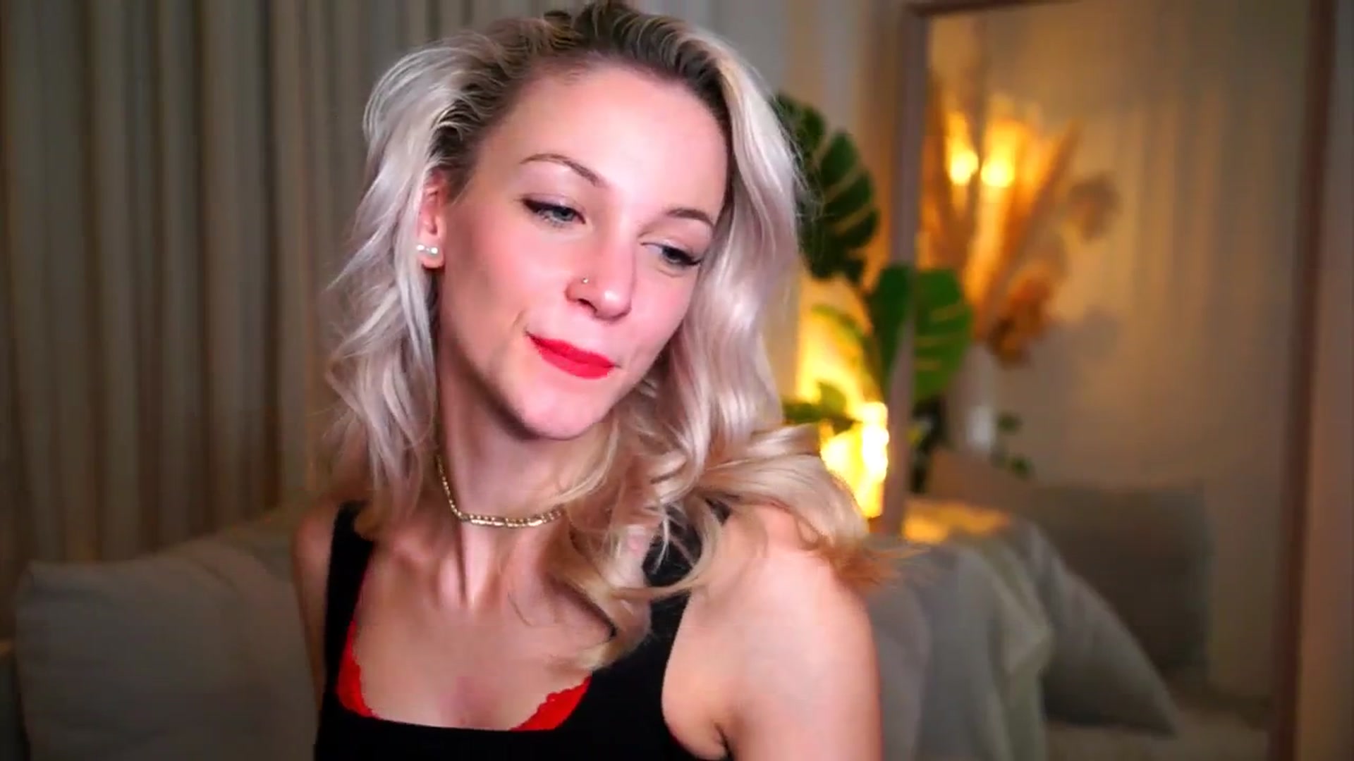 Gallery image thumbnail from Pretty_Choice's myfreecams stream on, 11/05/2025, 13:08 image 14 of 20