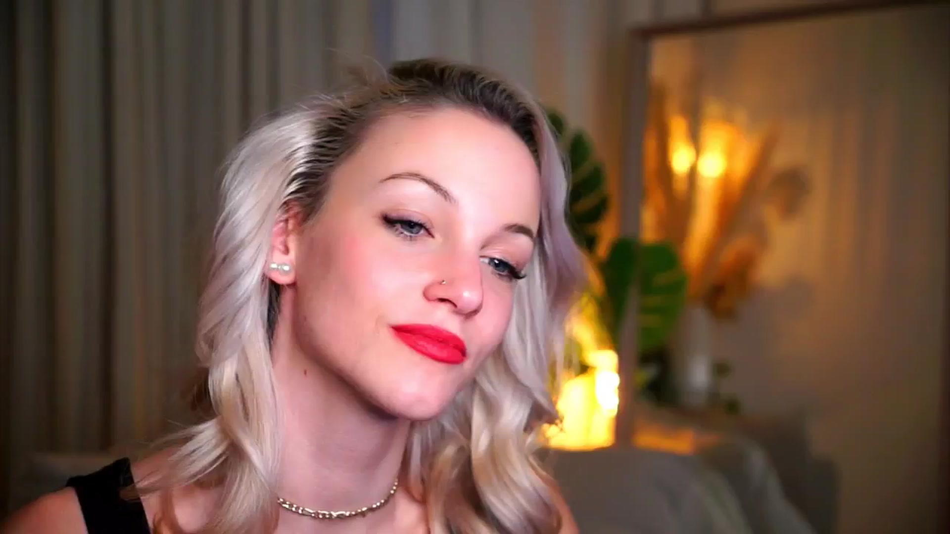 Gallery image thumbnail from Pretty_Choice's myfreecams stream on, 11/05/2025, 15:17 image 8 of 20