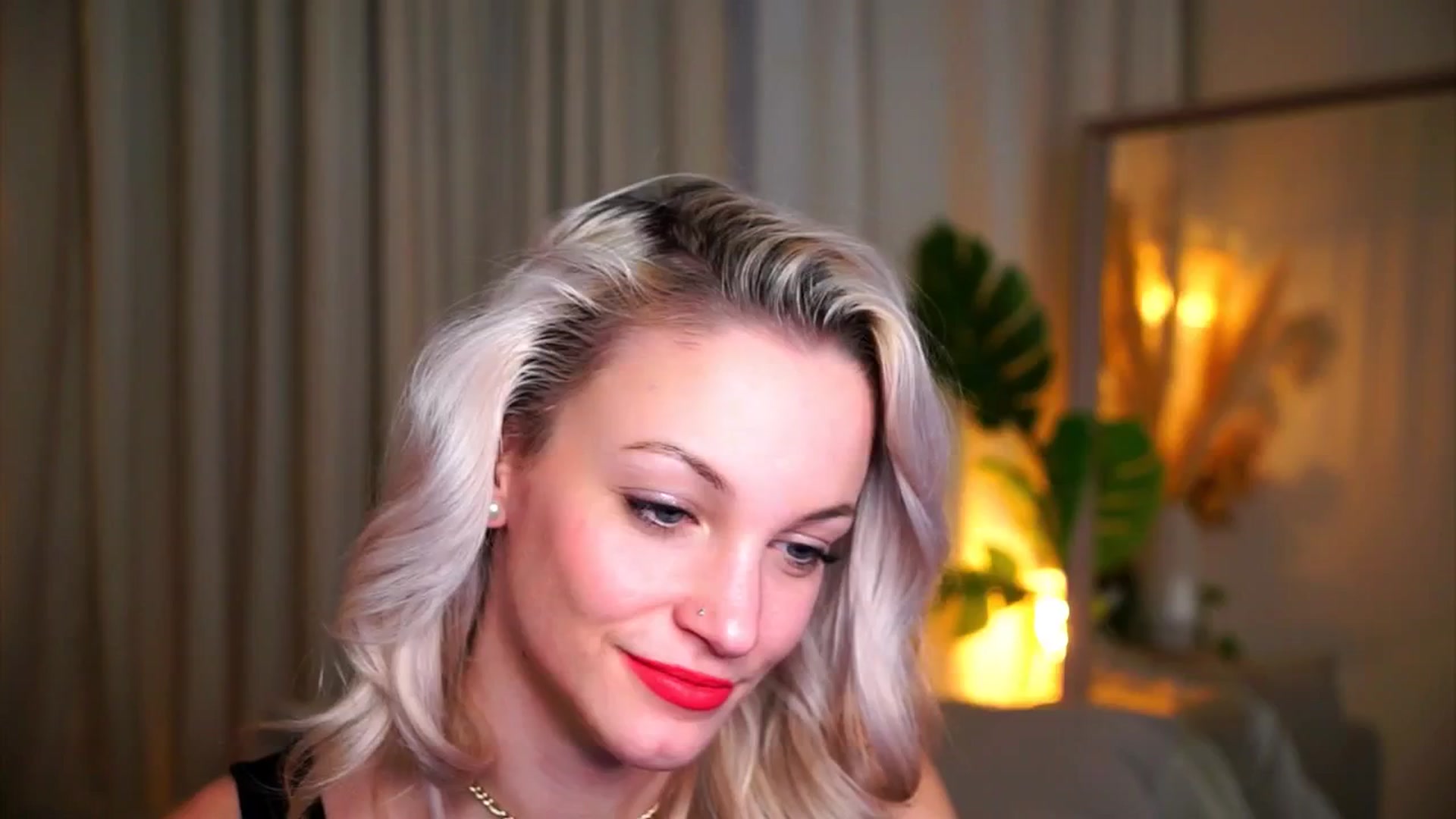 Gallery image thumbnail from Pretty_Choice's myfreecams stream on, 11/05/2025, 15:17 image 16 of 20