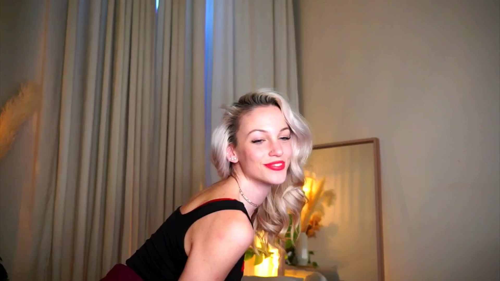 Gallery image thumbnail from Pretty_Choice's myfreecams stream on, 11/05/2025, 15:17 image 5 of 20