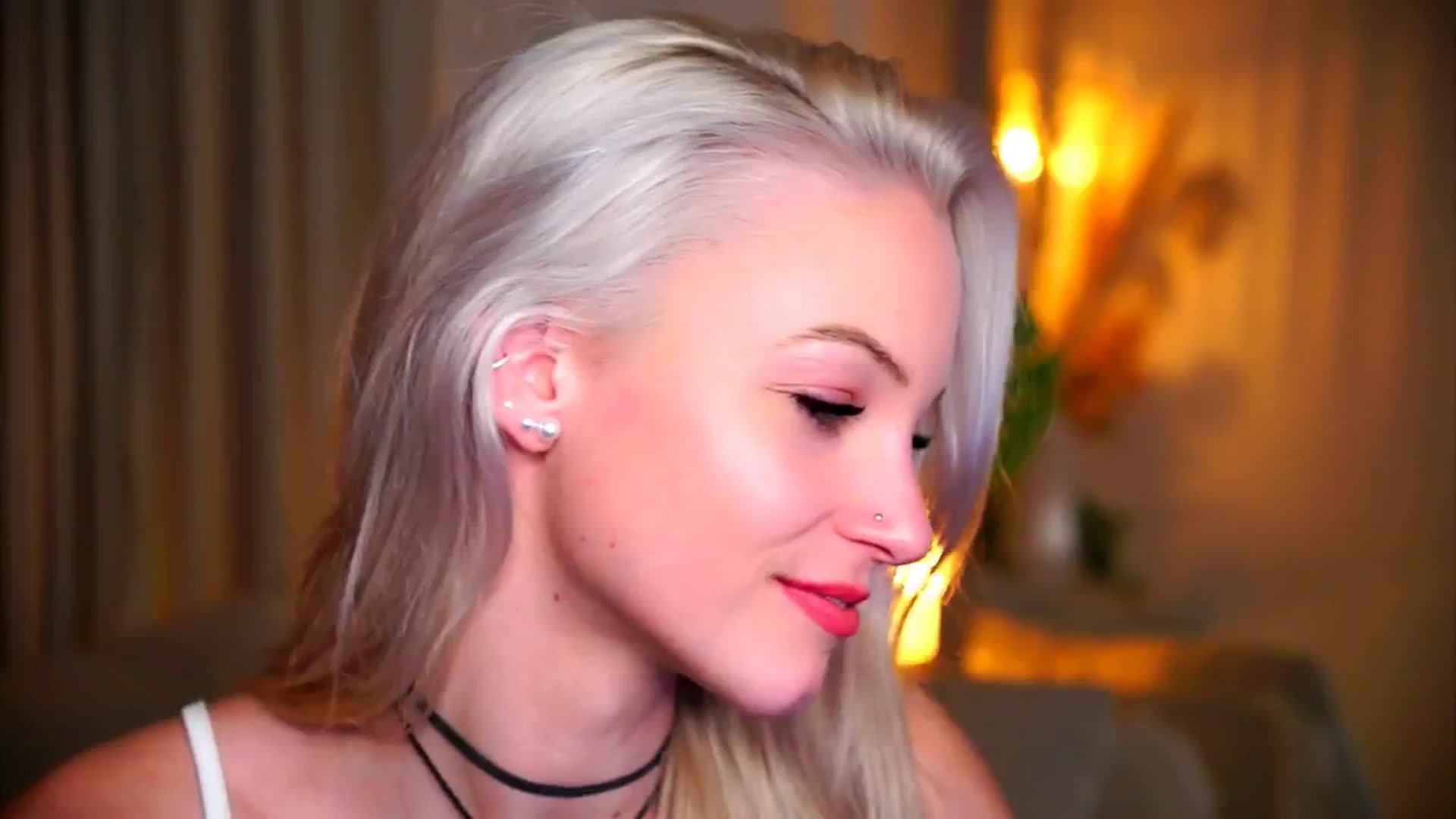 Gallery image thumbnail from Pretty_Choice's myfreecams stream on, 11/13/2025, 17:00 image 14 of 20