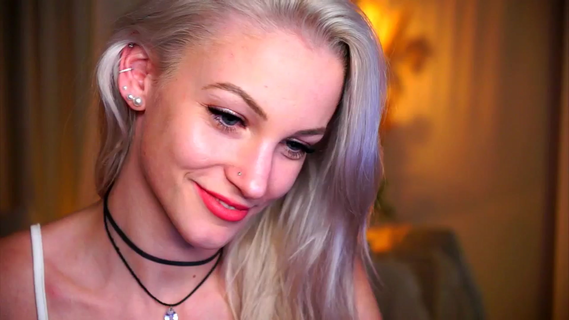 Gallery image thumbnail from Pretty_Choice's myfreecams stream on, 11/13/2025, 17:18 image 6 of 20