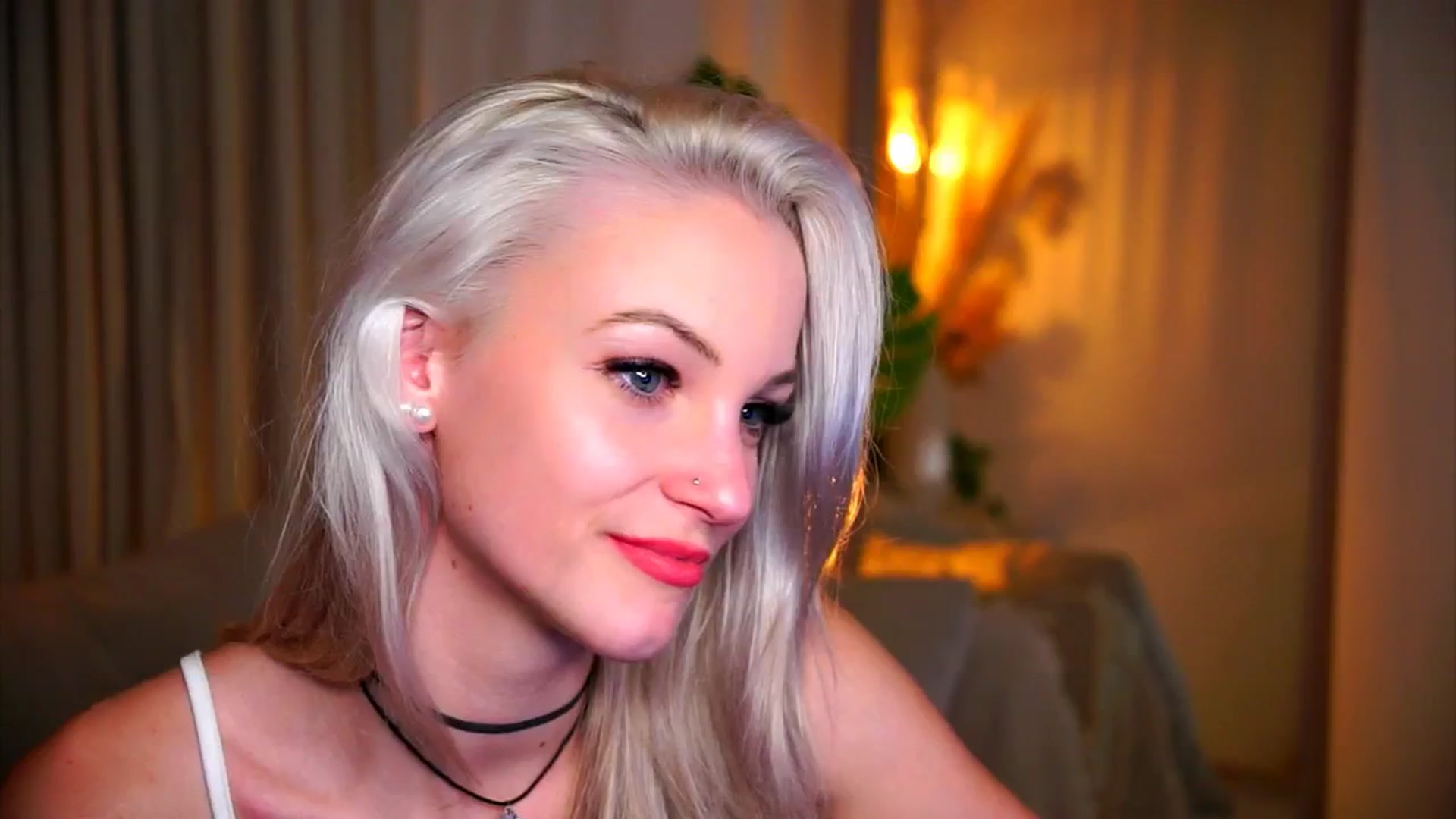 Gallery image thumbnail from Pretty_Choice's myfreecams stream on, 11/13/2025, 17:18 image 18 of 20