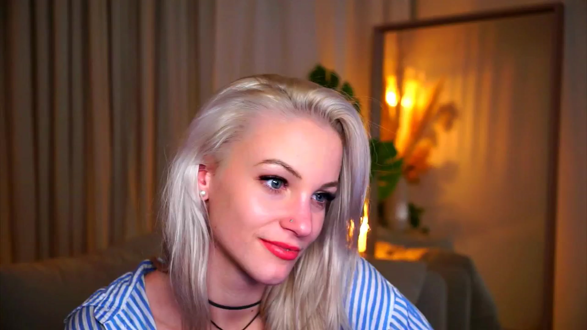 Gallery image thumbnail from Pretty_Choice's myfreecams stream on, 11/13/2025, 20:55 image 14 of 20