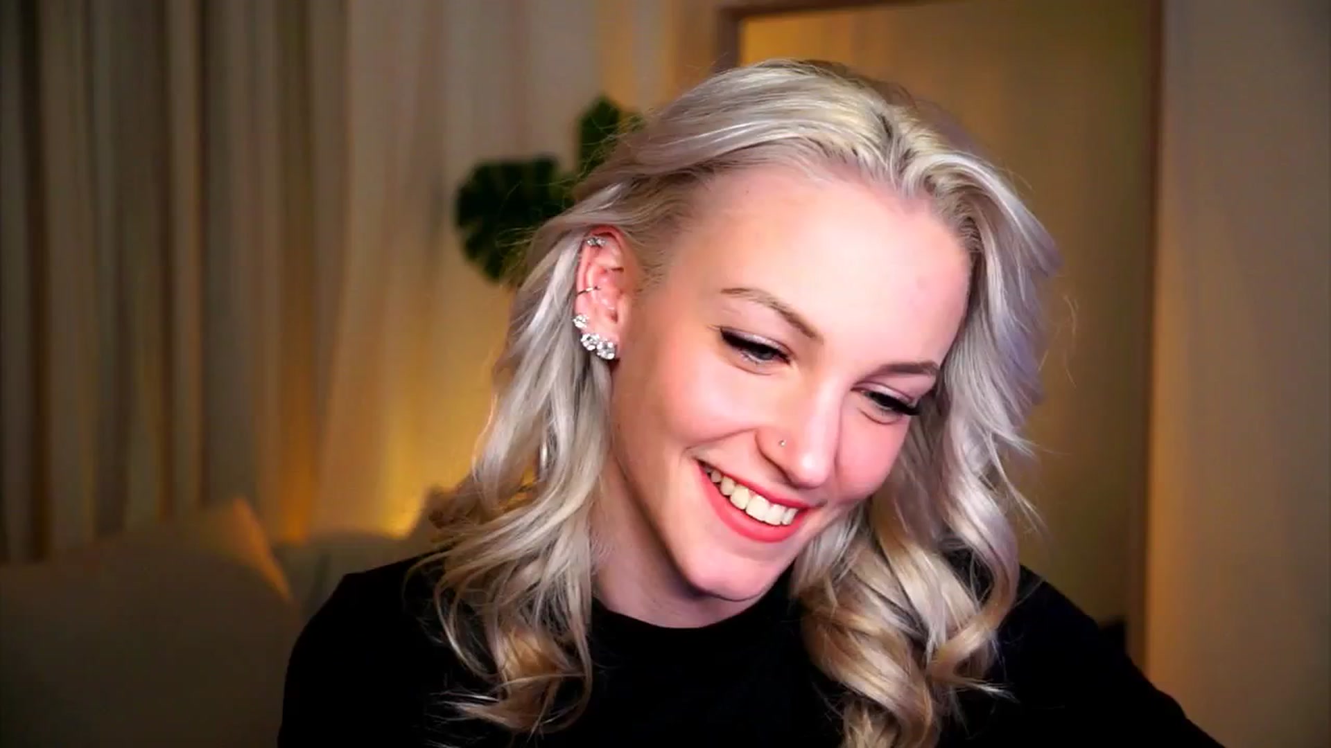 Gallery image thumbnail from Pretty_Choice's myfreecams stream on, 11/14/2025, 18:12 image 10 of 20