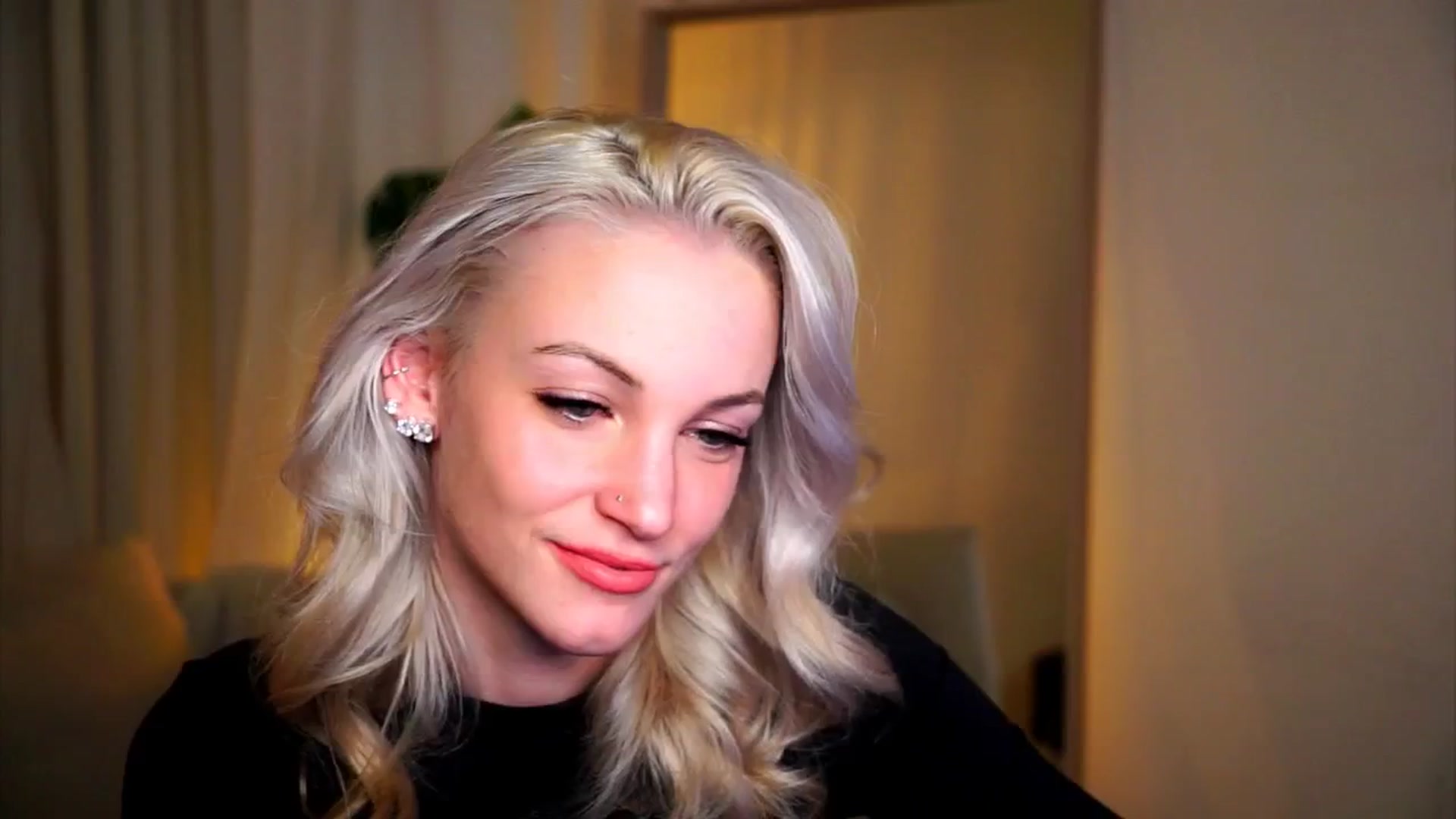 Gallery image thumbnail from Pretty_Choice's myfreecams stream on, 11/14/2025, 20:18 image 3 of 20