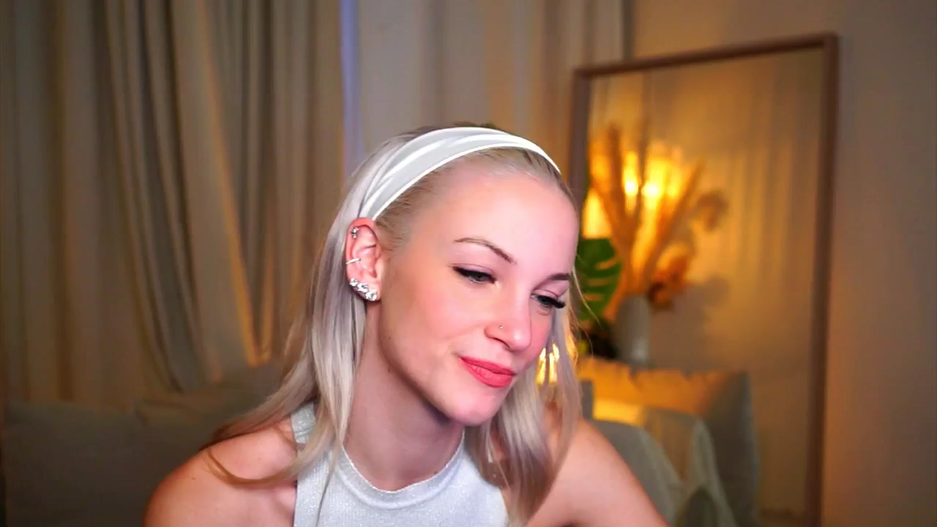 Gallery image thumbnail from Pretty_Choice's myfreecams stream on, 11/15/2025, 10:34 image 4 of 20