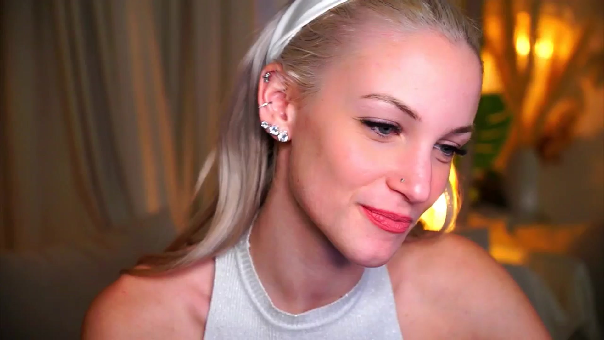 Gallery image thumbnail from Pretty_Choice's myfreecams stream on, 11/15/2025, 13:14 image 18 of 20