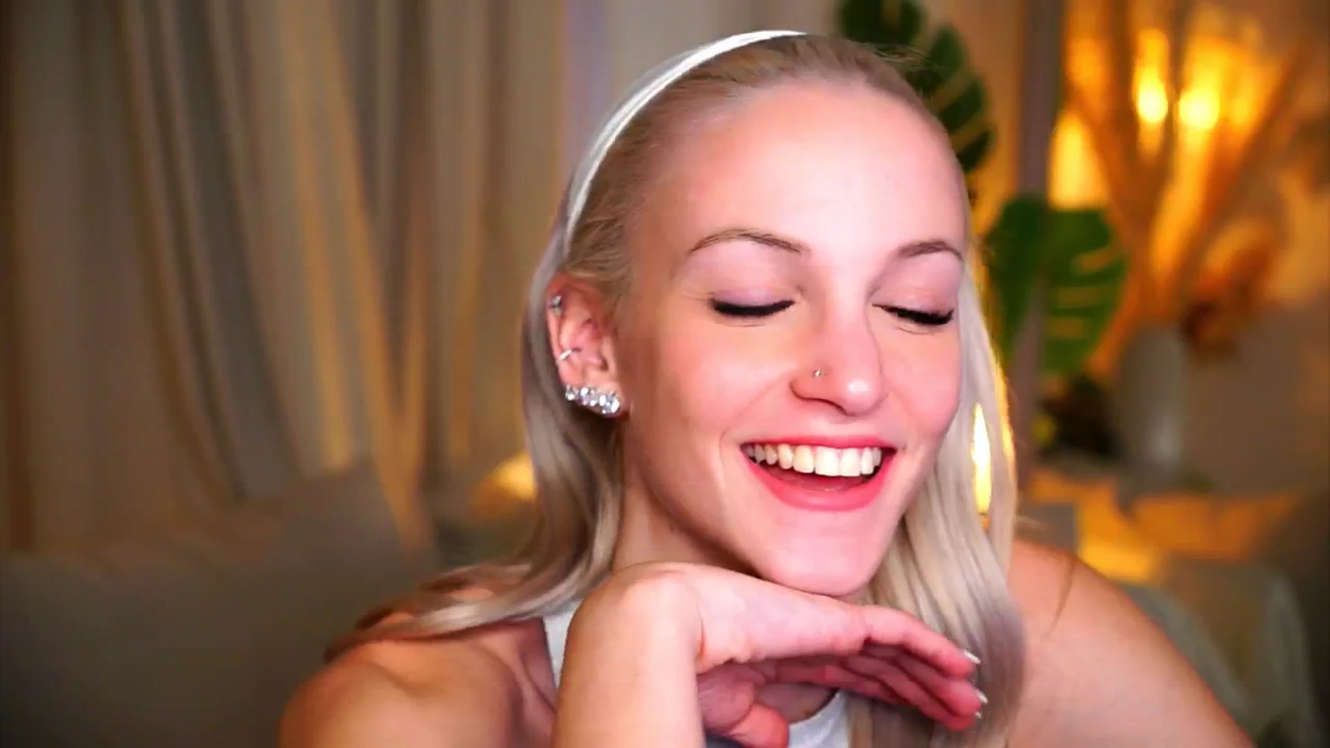 Gallery image thumbnail from Pretty_Choice's myfreecams stream on, 11/15/2025, 13:14 image 20 of 20