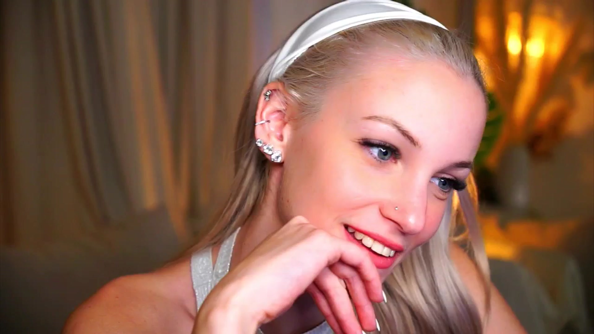 Gallery image thumbnail from Pretty_Choice's myfreecams stream on, 11/15/2025, 13:14 image 19 of 20