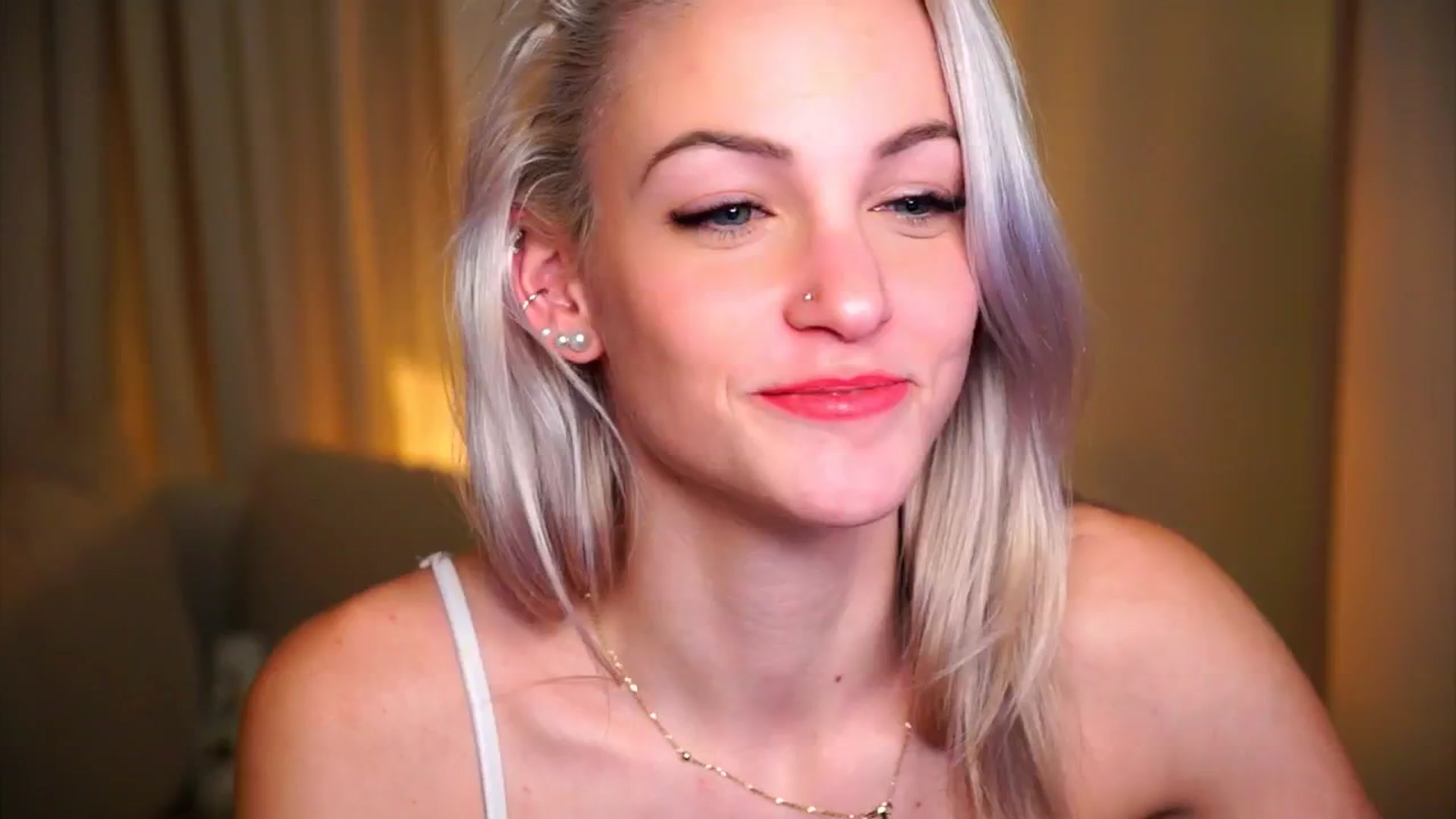 Gallery image thumbnail from Pretty_Choice's myfreecams stream on, 11/22/2025, 19:55 image 7 of 20