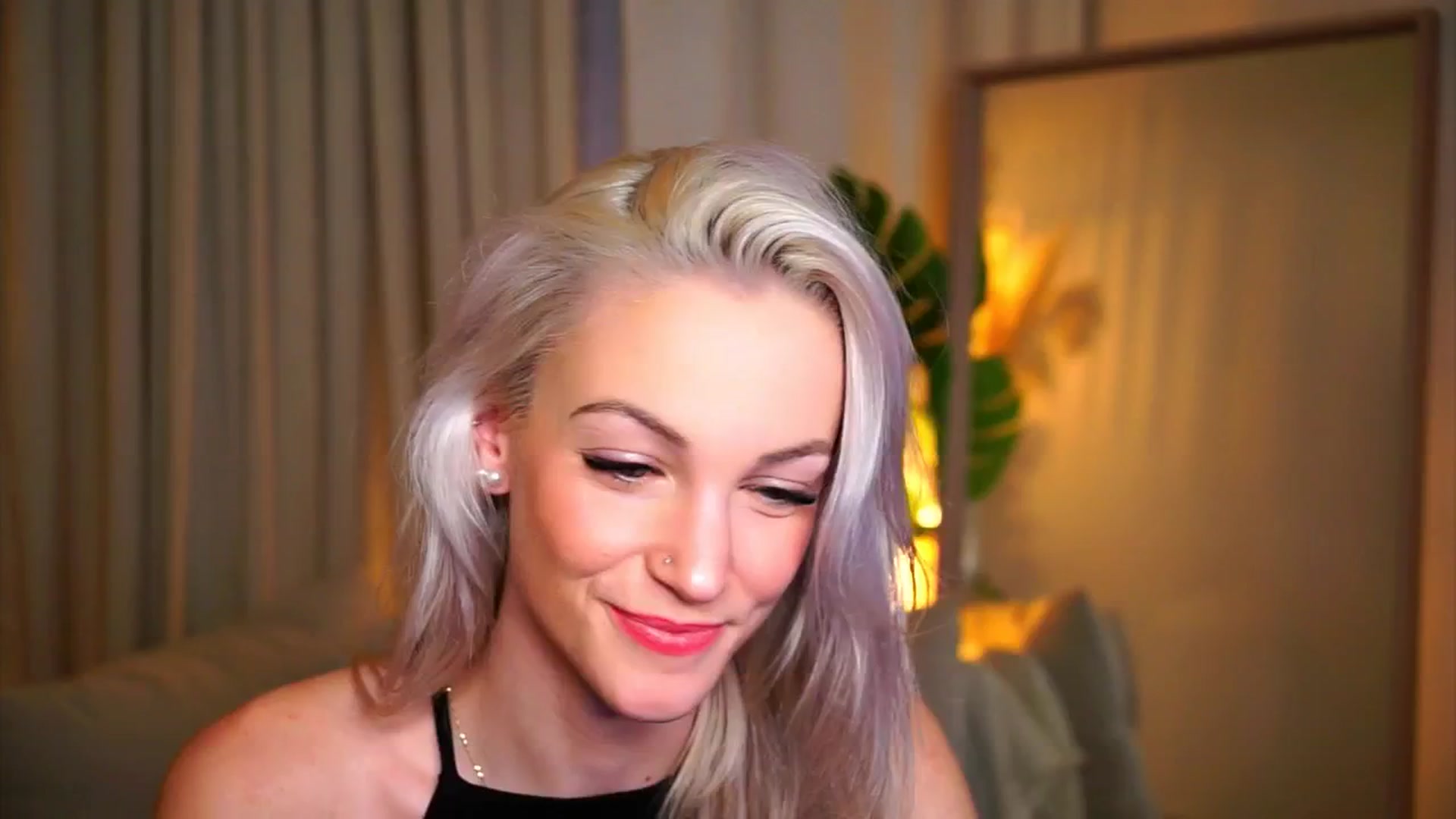 Gallery image thumbnail from Pretty_Choice's myfreecams stream on, 11/23/2025, 14:30 image 19 of 20