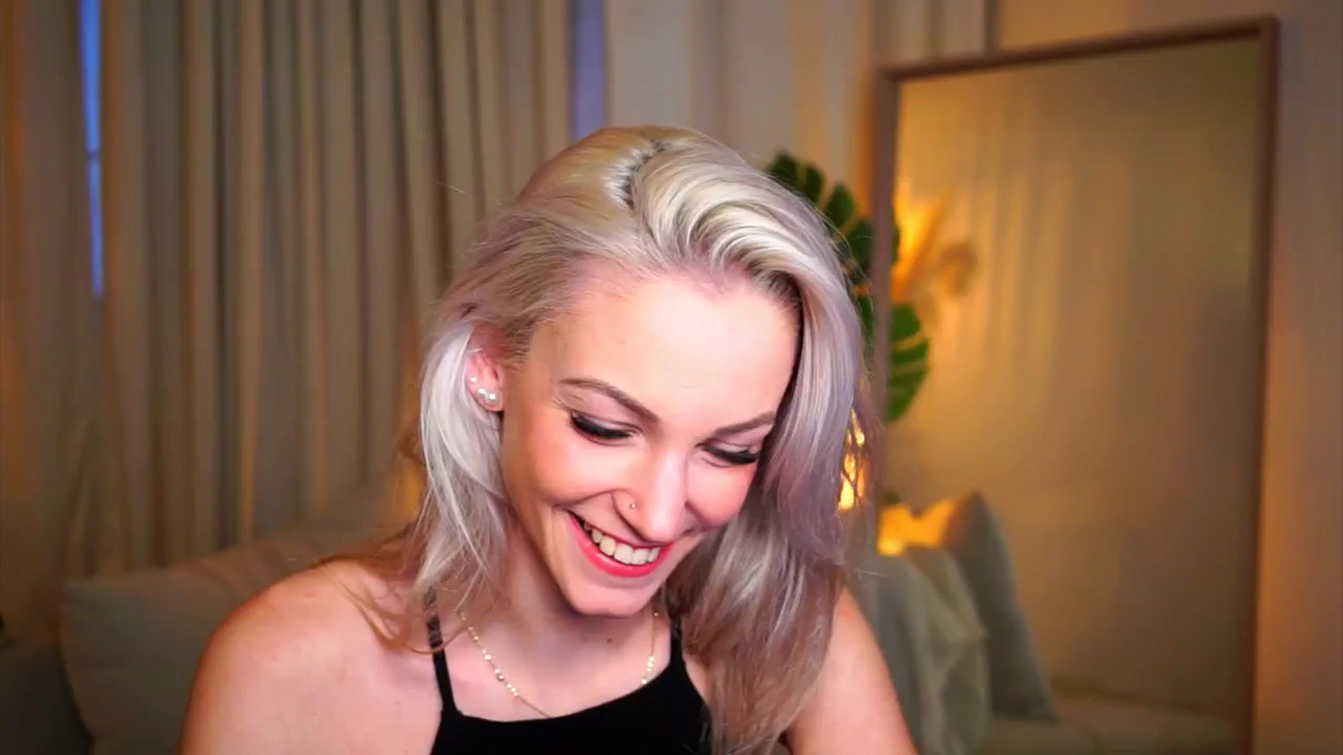 Gallery image thumbnail from Pretty_Choice's myfreecams stream on, 11/23/2025, 14:30 image 2 of 20