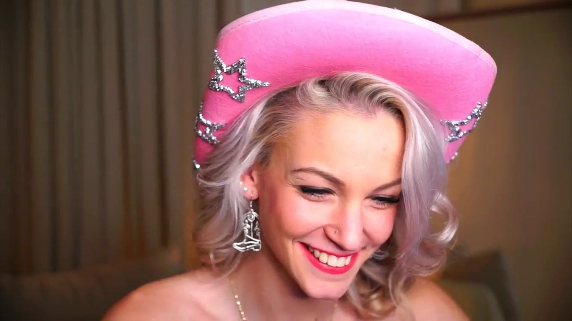 Gallery image thumbnail from Pretty_Choice's myfreecams stream on, 12/02/2025, 16:32 image 12 of 20