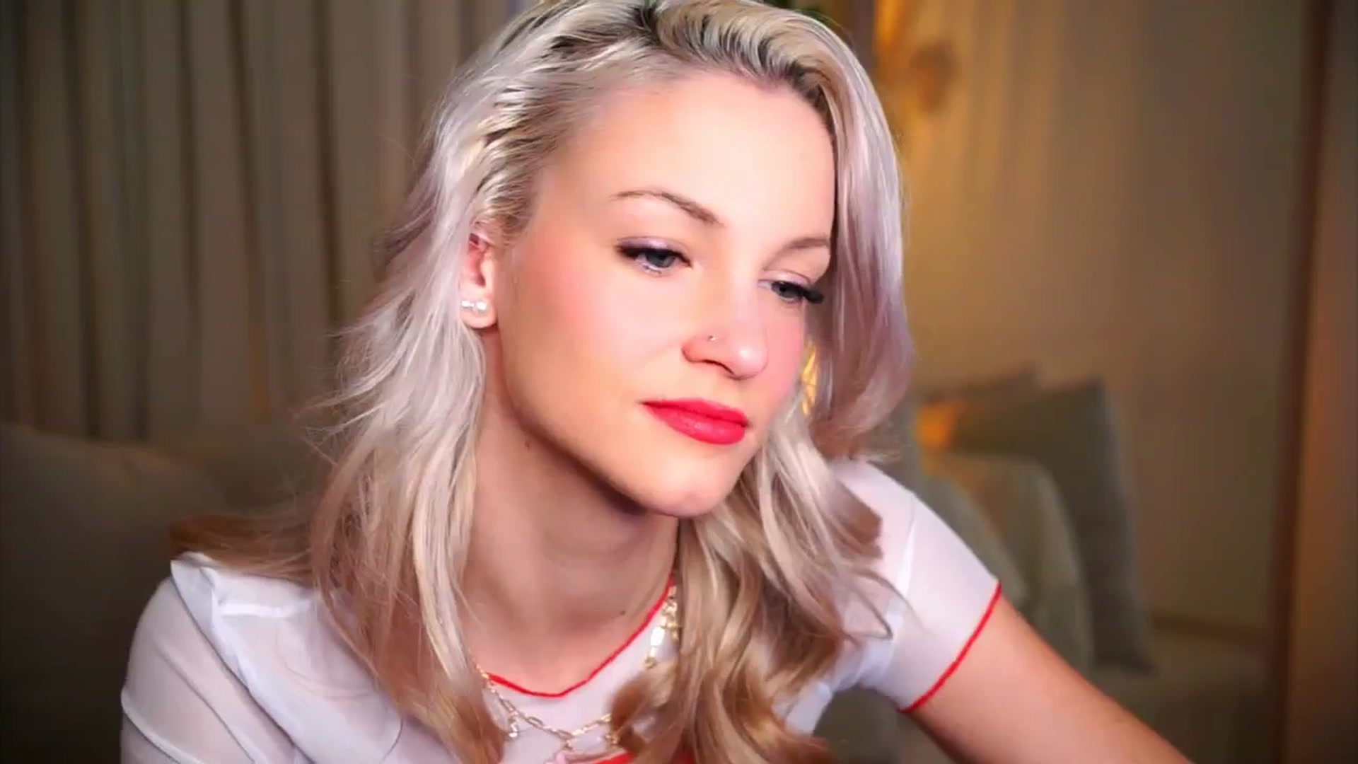 Gallery image thumbnail from Pretty_Choice's myfreecams stream on, 12/03/2025, 11:33 image 16 of 20