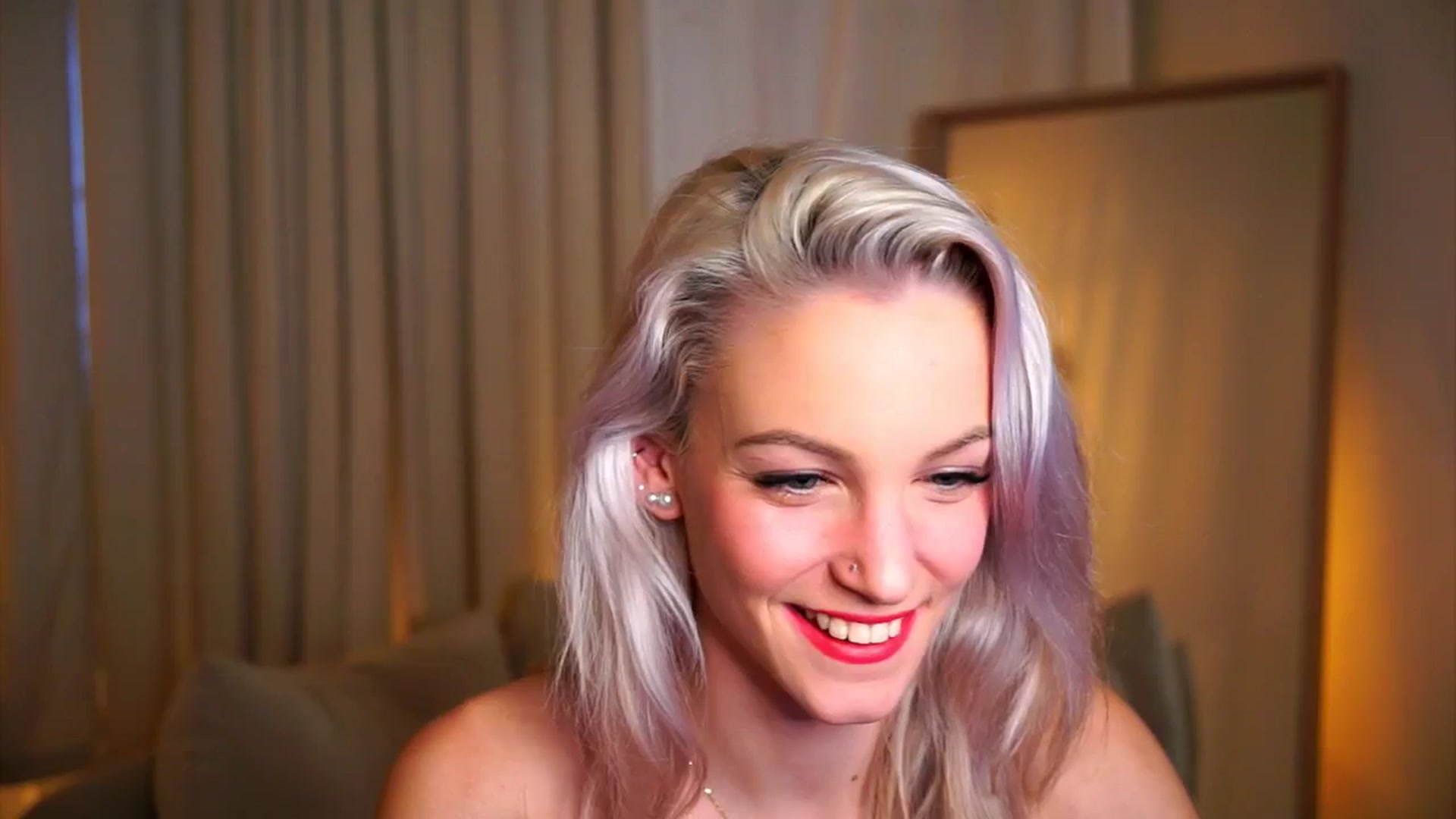 Gallery image thumbnail from Pretty_Choice's myfreecams stream on, 12/05/2025, 13:46 image 5 of 20