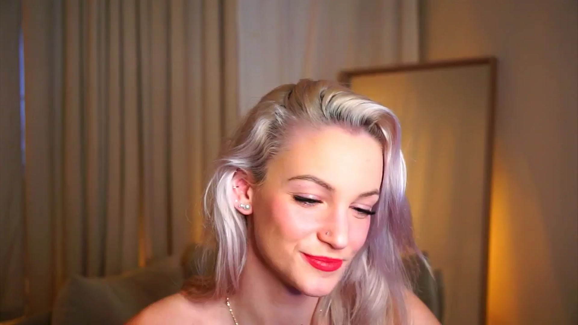 Gallery image thumbnail from Pretty_Choice's myfreecams stream on, 12/05/2025, 13:46 image 13 of 20