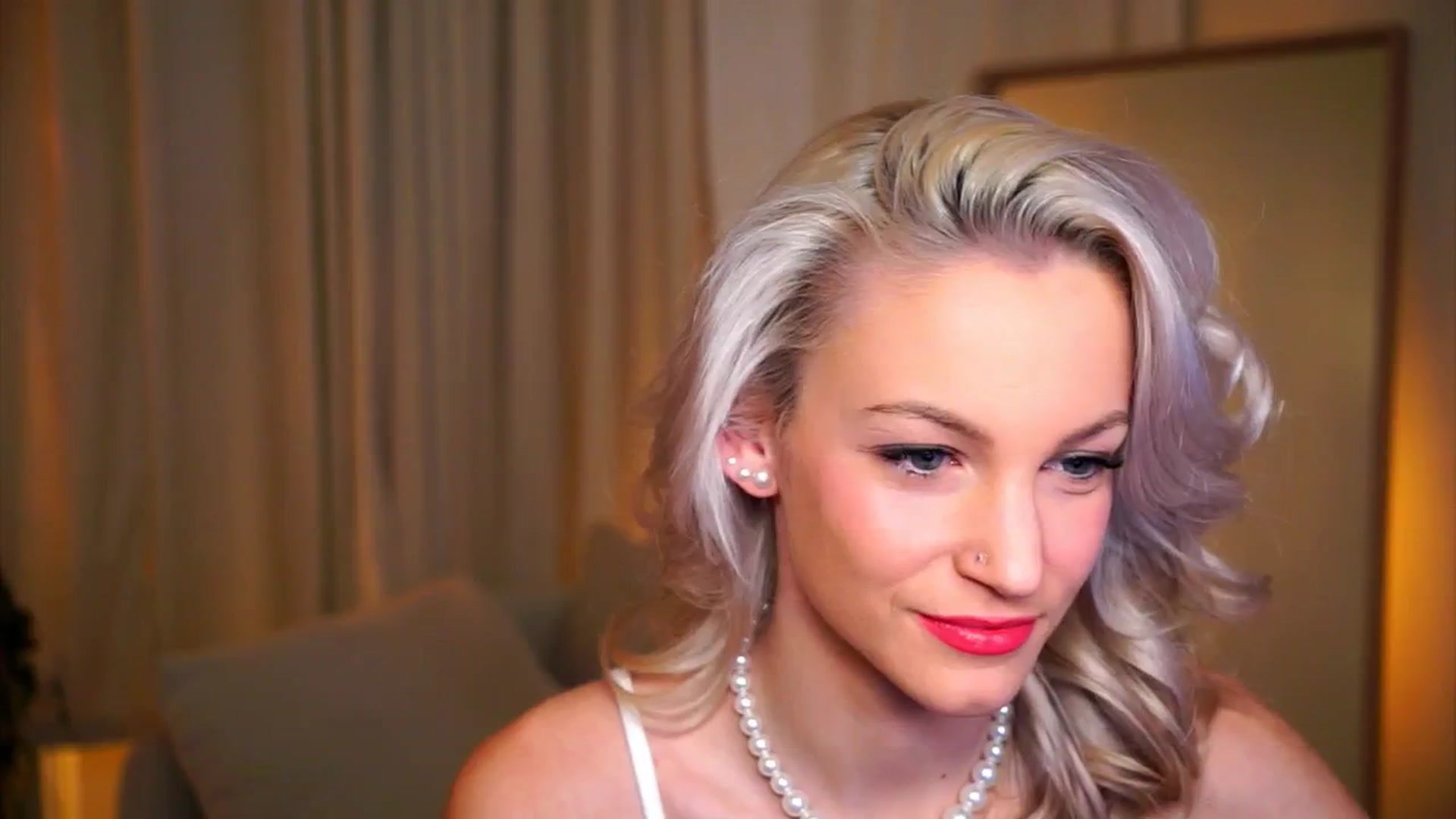 Gallery image thumbnail from Pretty_Choice's myfreecams stream on, 12/08/2025, 18:37 image 4 of 20